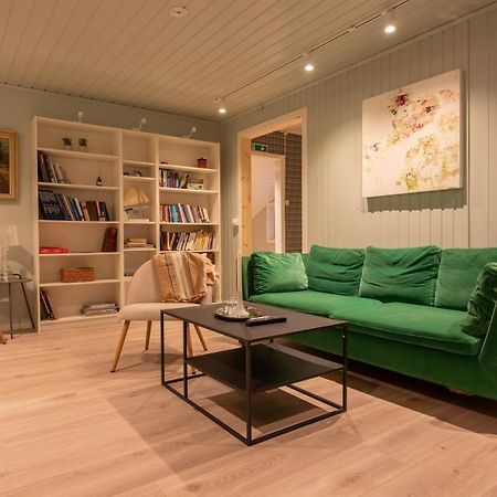 Urban And Stylish Apartment In City Centre Tromsø Esterno foto