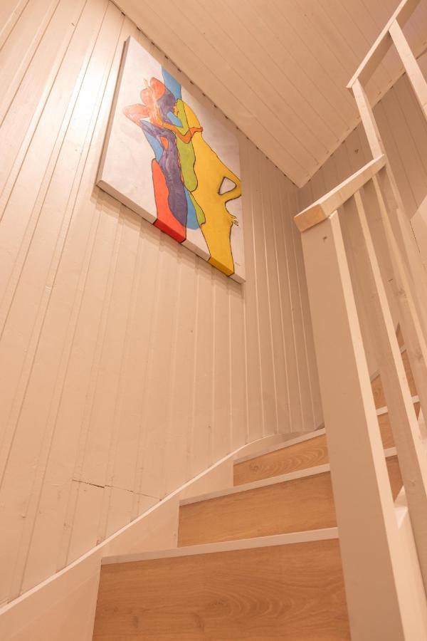 Urban And Stylish Apartment In City Centre Tromsø Esterno foto